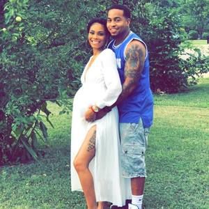 Meet your Posher, Donyelle